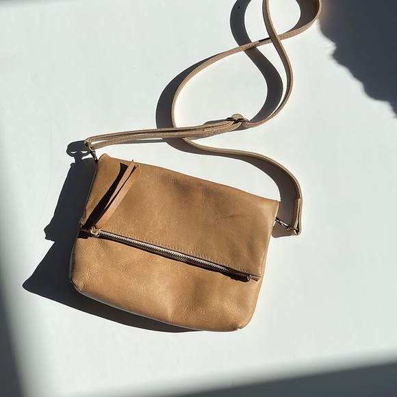 ABLE Emnet Leather Crossbody Purse - Picture 1 of 10